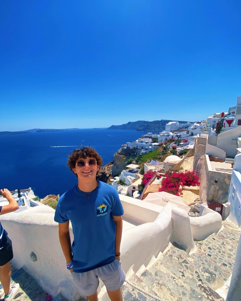 a368d3e6-3b7f-43fc-bc51-cc2e7777856e-1